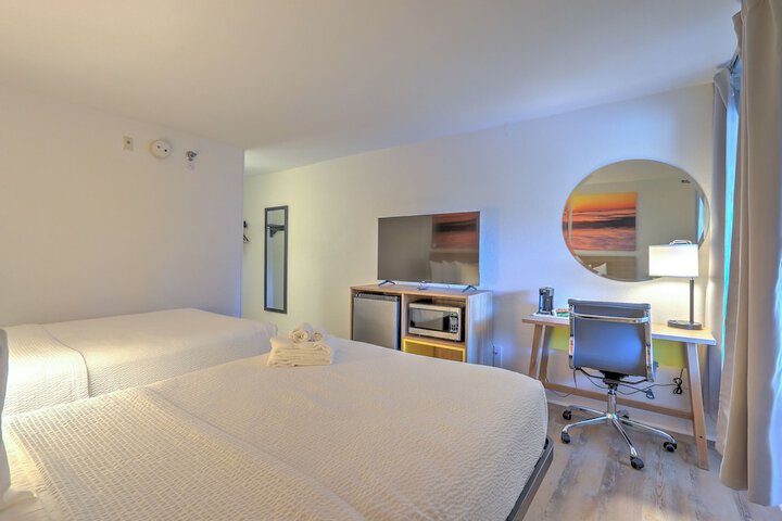 Room 5 of 23