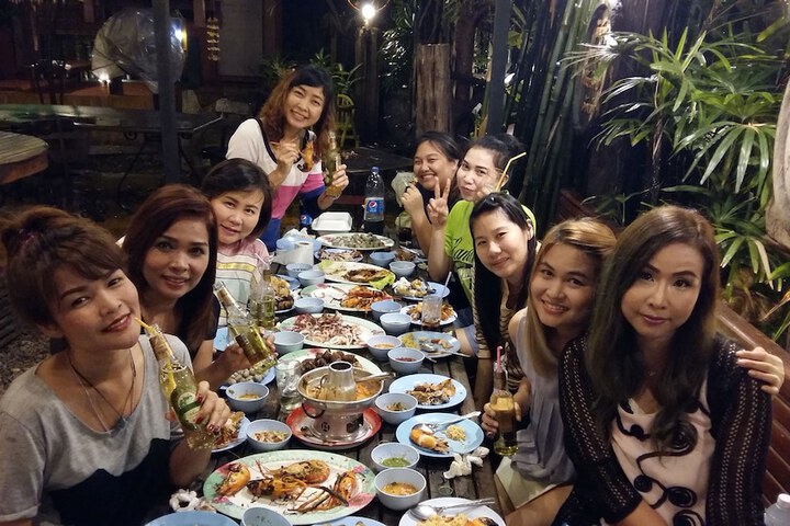 Dining 18 of 39