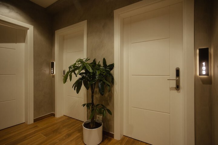 Room 35 of 58