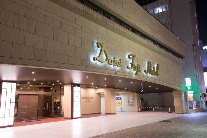 Hotel 12 of 12