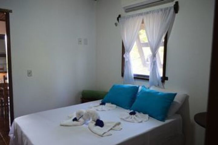 Room 11 of 21