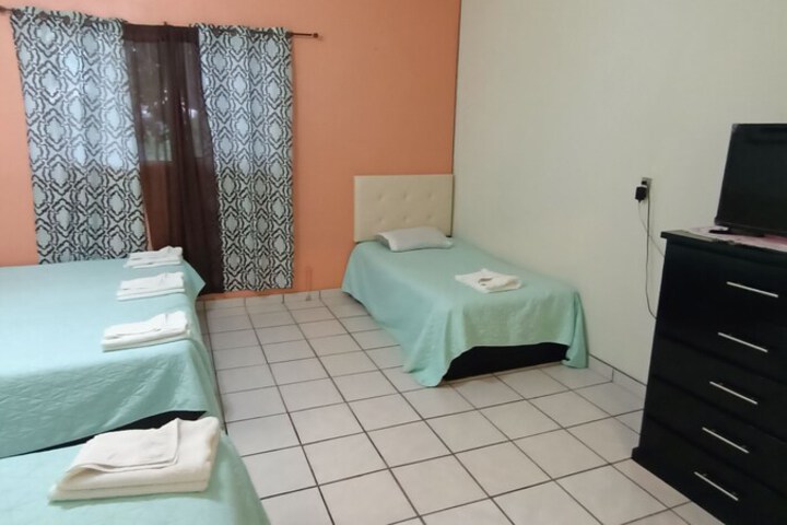 Room 13 of 104