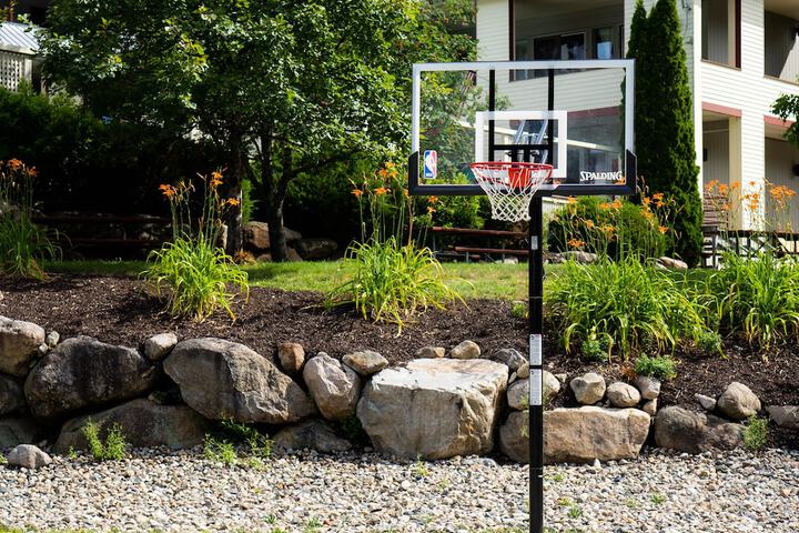 Hotel Exterior 75 of 85