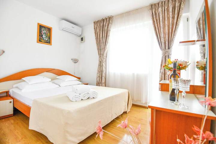 Room 20 of 56