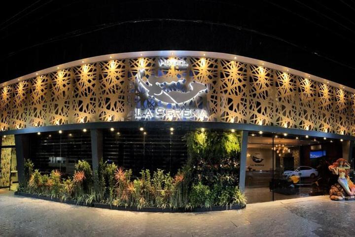 Hotel La Serena
