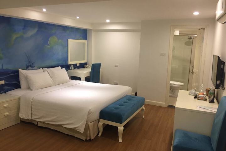 Room 20 of 92