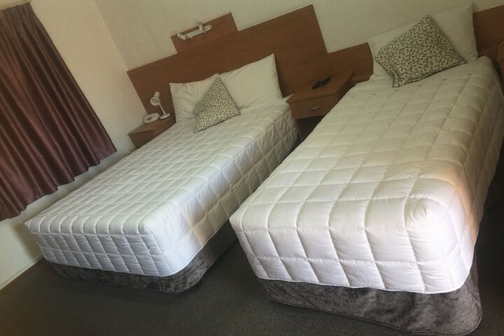 Room 13 of 74