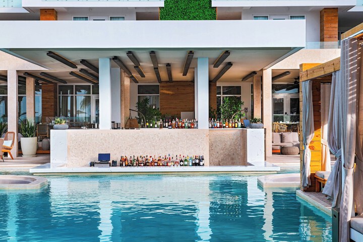 Pool 51 of 114