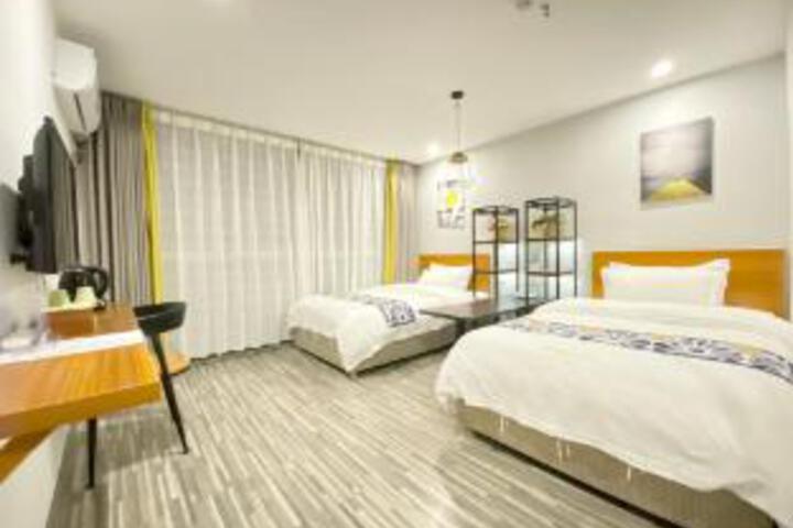 Room 21 of 23