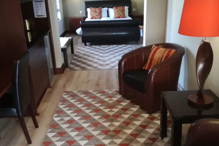 Room 10 of 54