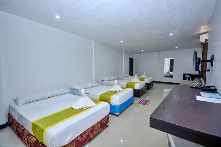 Room 71 of 115
