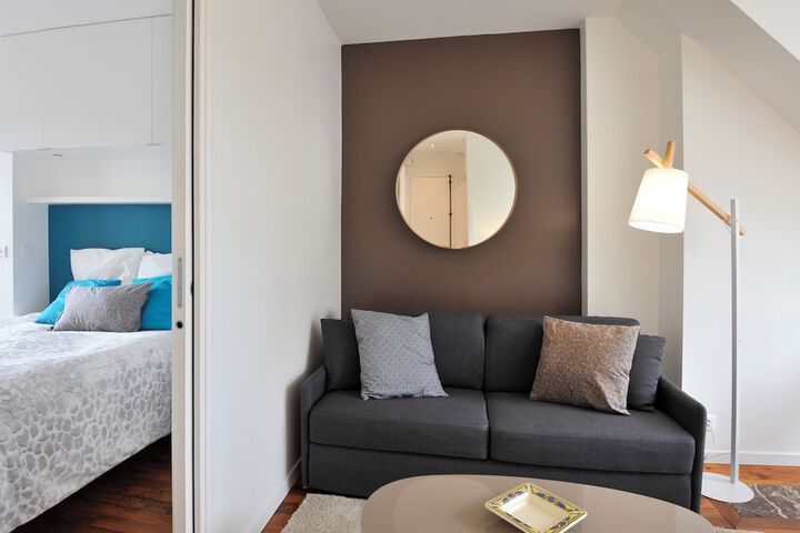 Room 10 of 15