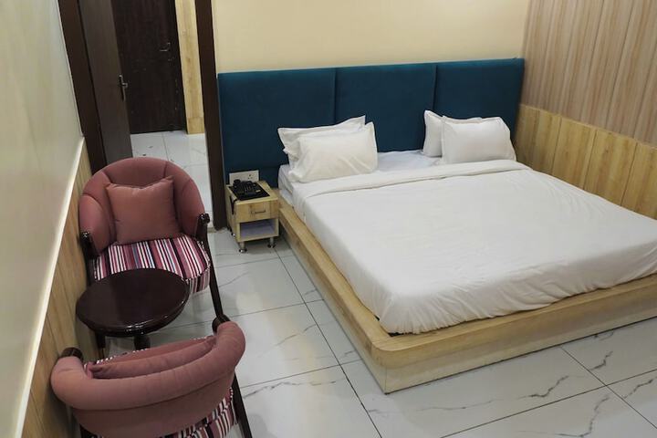 Room 19 of 41