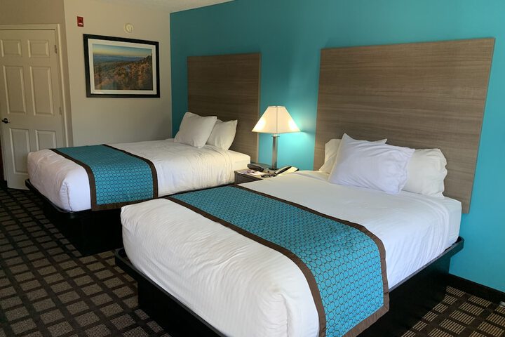 2 Double Beds (2 of 12)