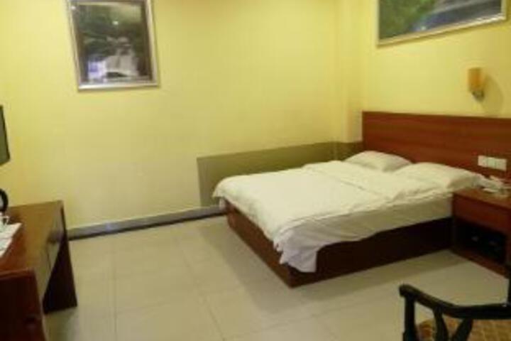 Room 5 of 5