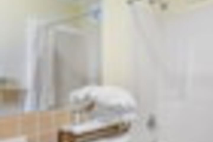 Room 578 of 663