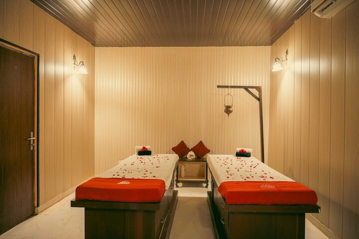 Spa 44 of 101