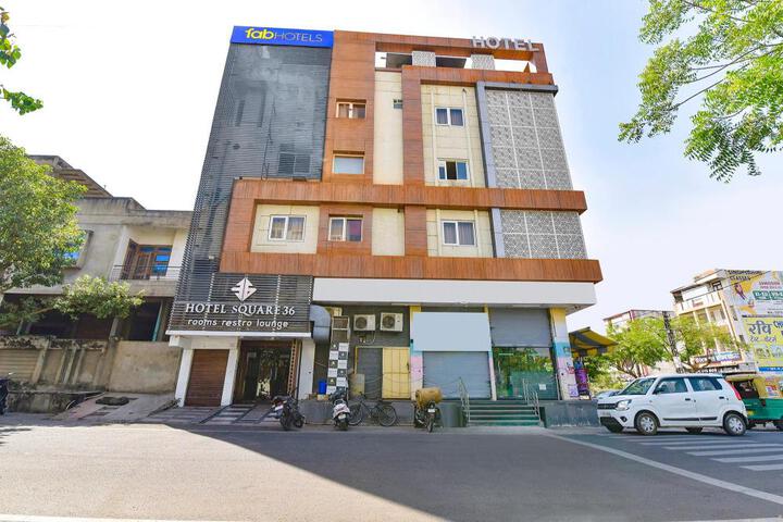 FabHotel Prime Square 36