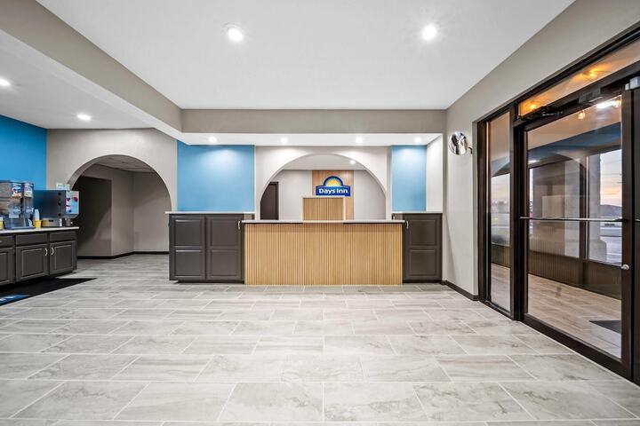 Lobby Entry