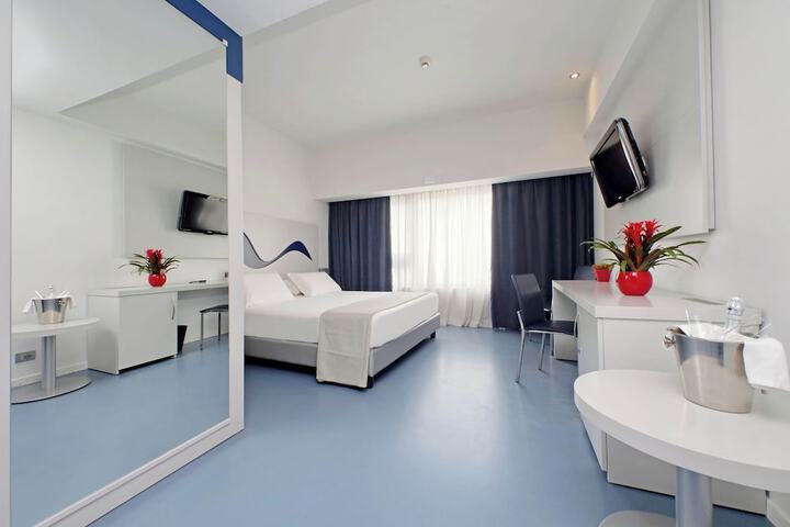 Room 36 of 146