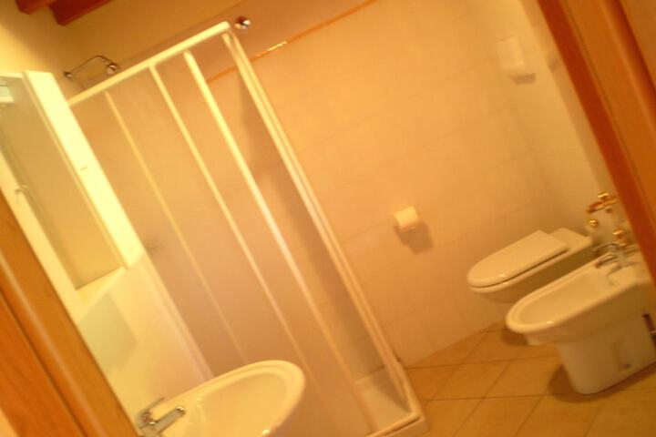 Room 15 of 49