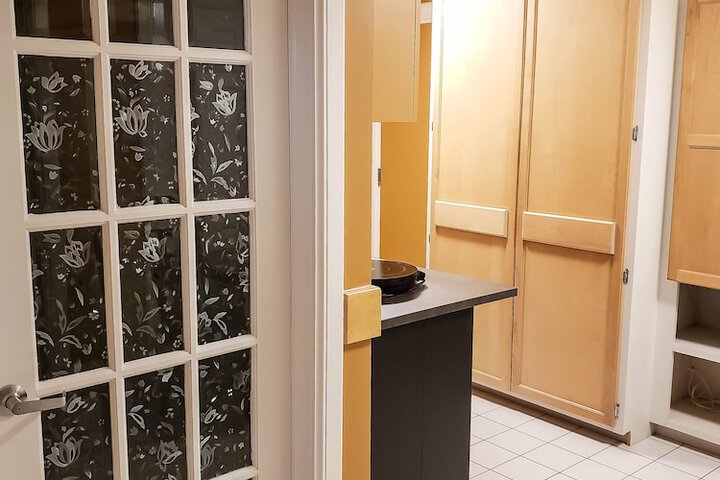 Room 25 of 82