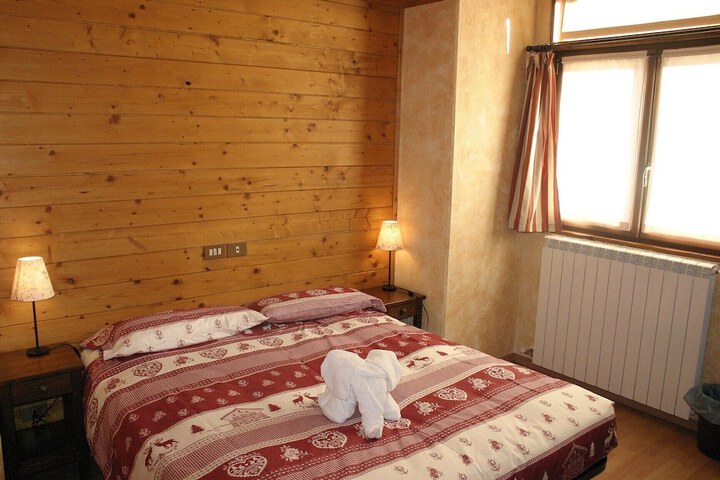 Room 15 of 26