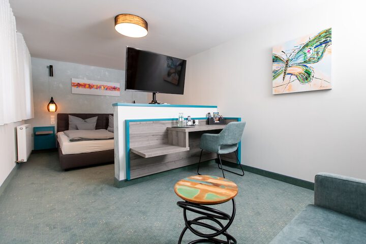 Room 22 of 53