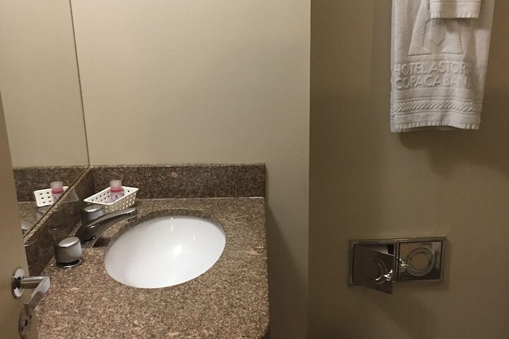 Room 47 of 92