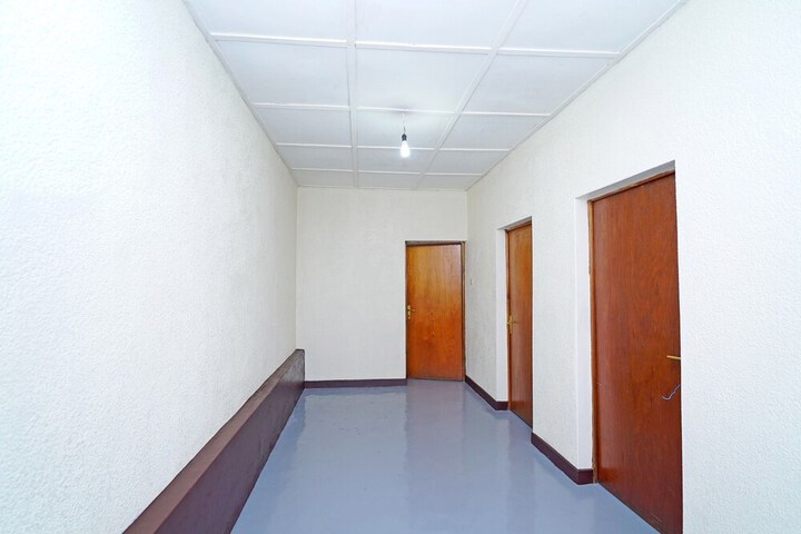 Ballroom/Hall 24 of 29