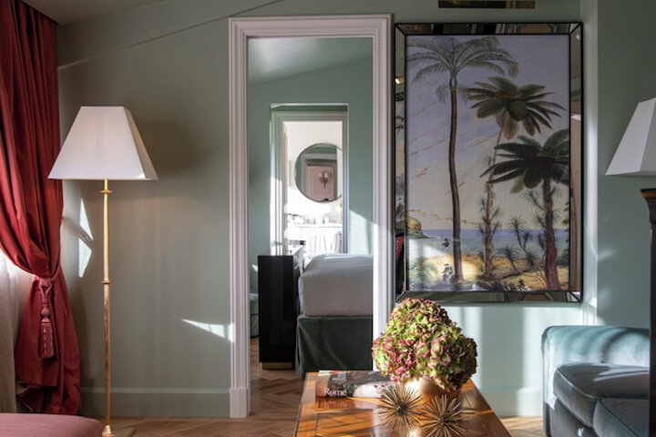 Room 25 of 179