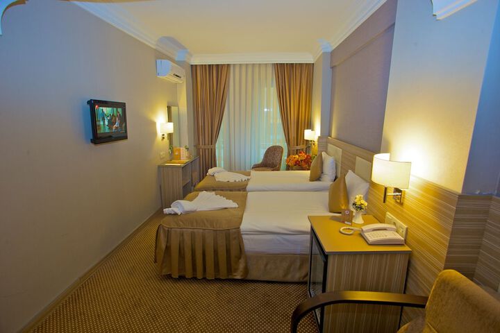 Room 20 of 32