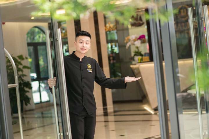 Hotel 50 of 53