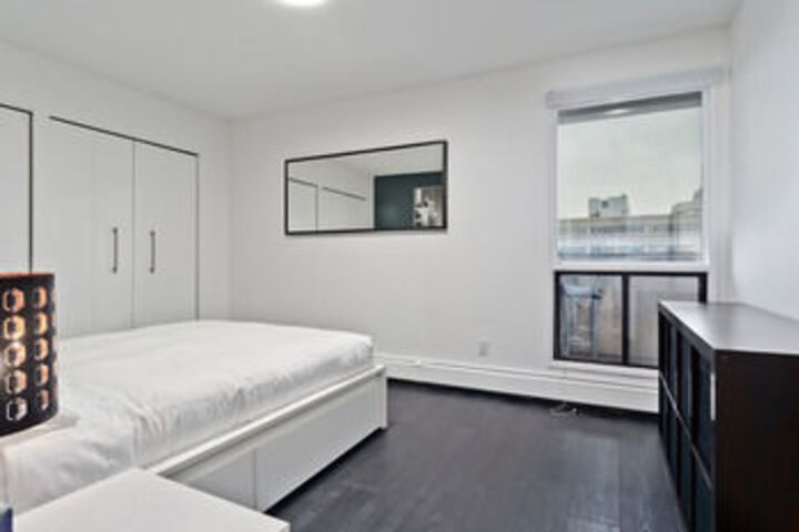 Room 3 of 15