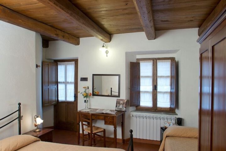 Room 14 of 62