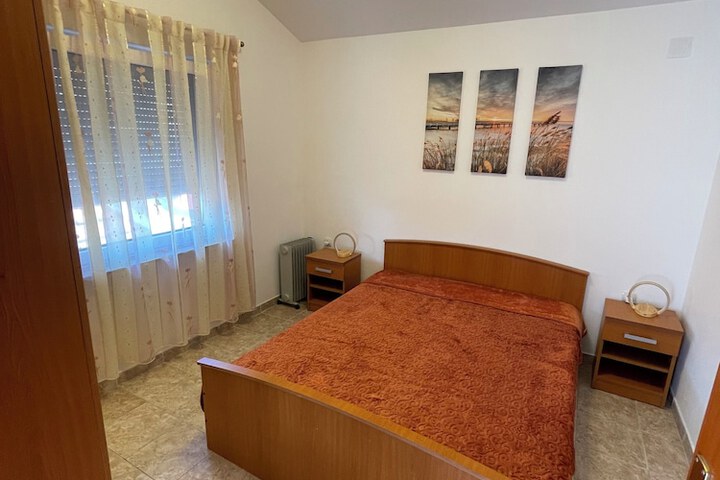 Room 40 of 92