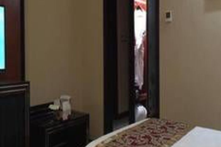 Room 29 of 98