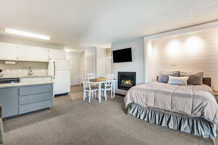 Room 60 of 398