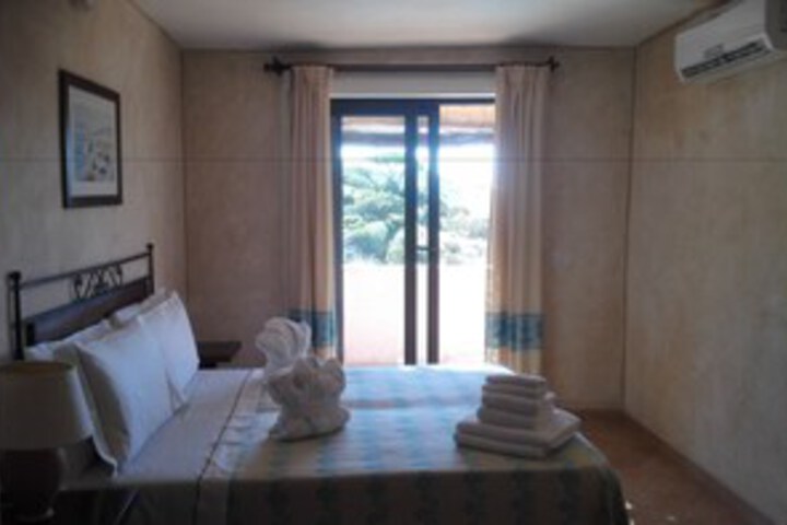 Room 15 of 26