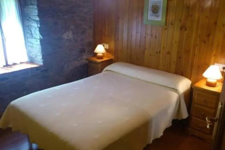 Room 3 of 14
