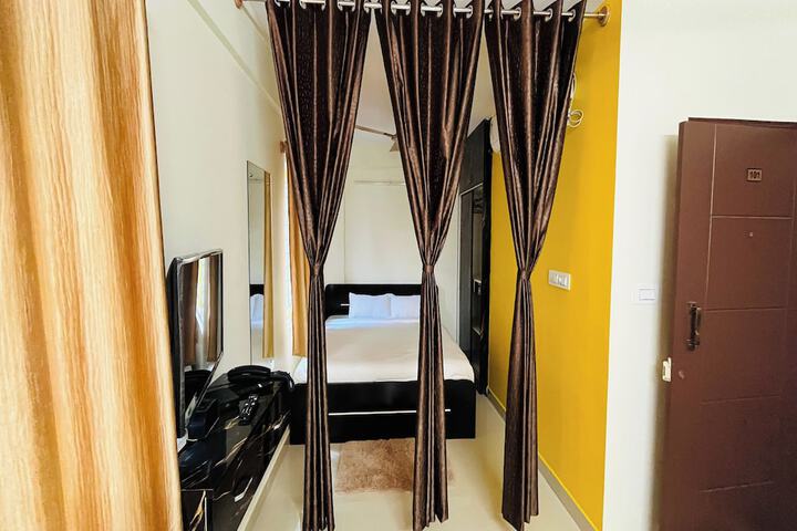 Room 10 of 21