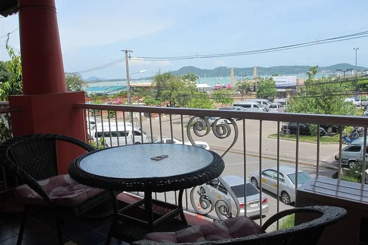 Terrace/Patio 7 of 12