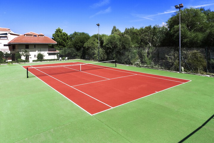 Tennis court