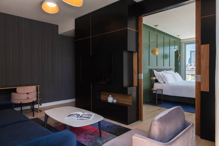 Room 17 of 67
