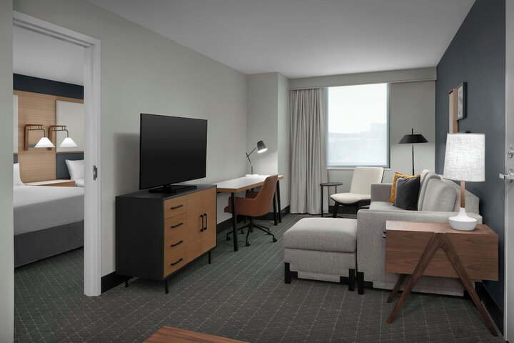 Room 16 of 52