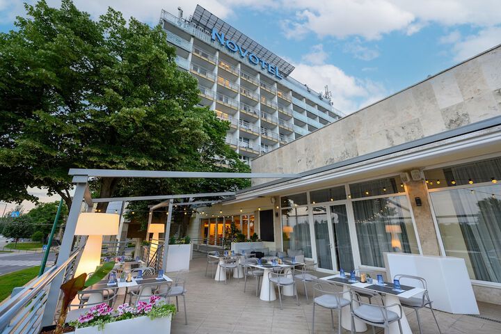 Hotel 65 of 72