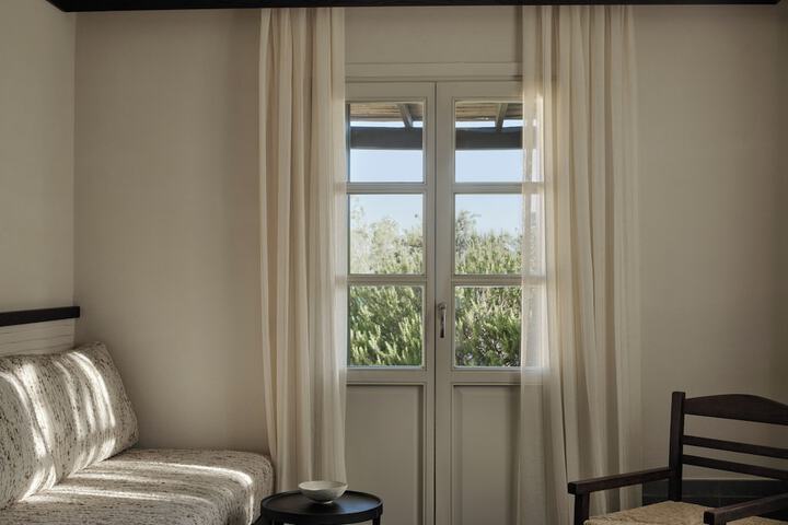 Room 50 of 128