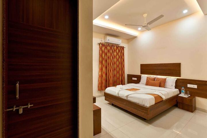 Room 14 of 54