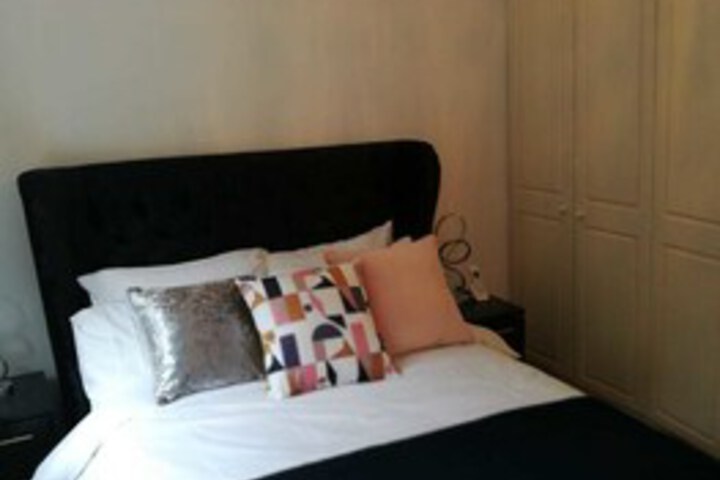 Room 13 of 23