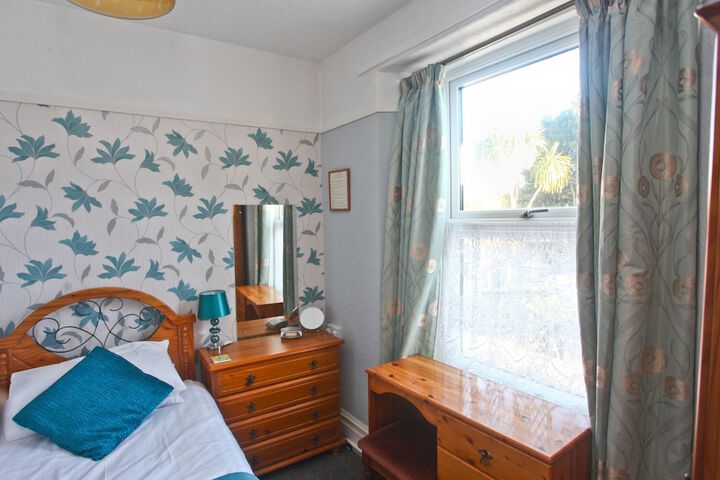 Room 11 of 62